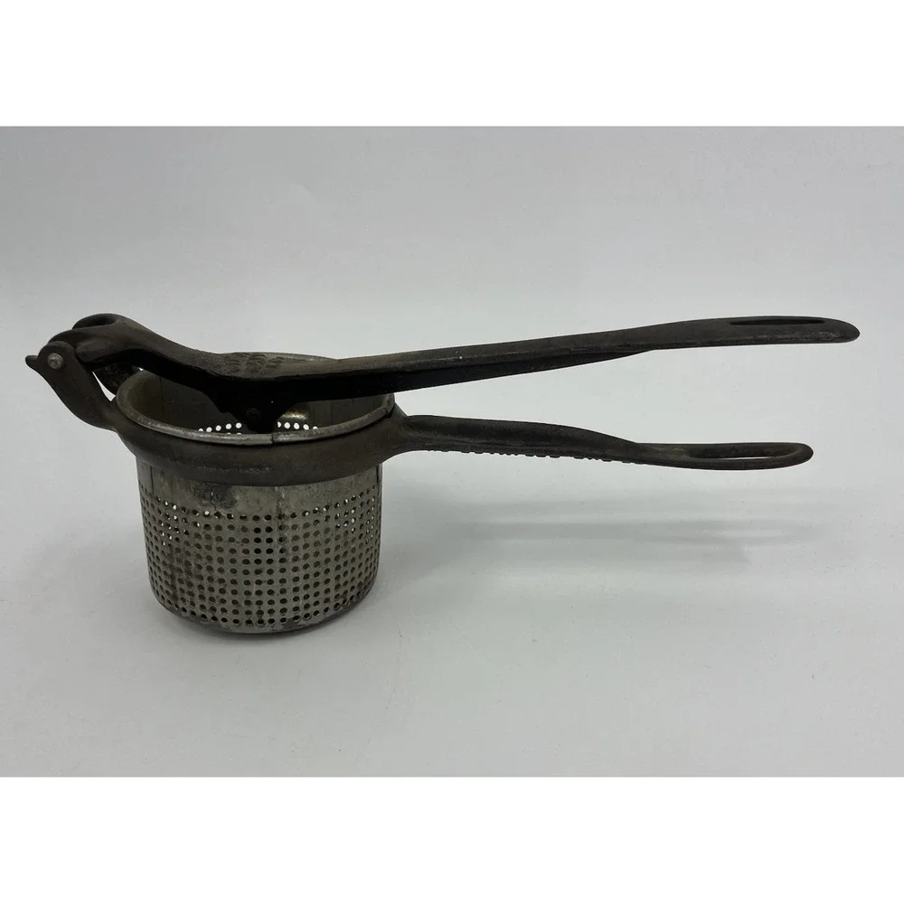 King Seamless Cup Press Potato Ricer Masher Farmhouse Kitchen Tool Country Decor
